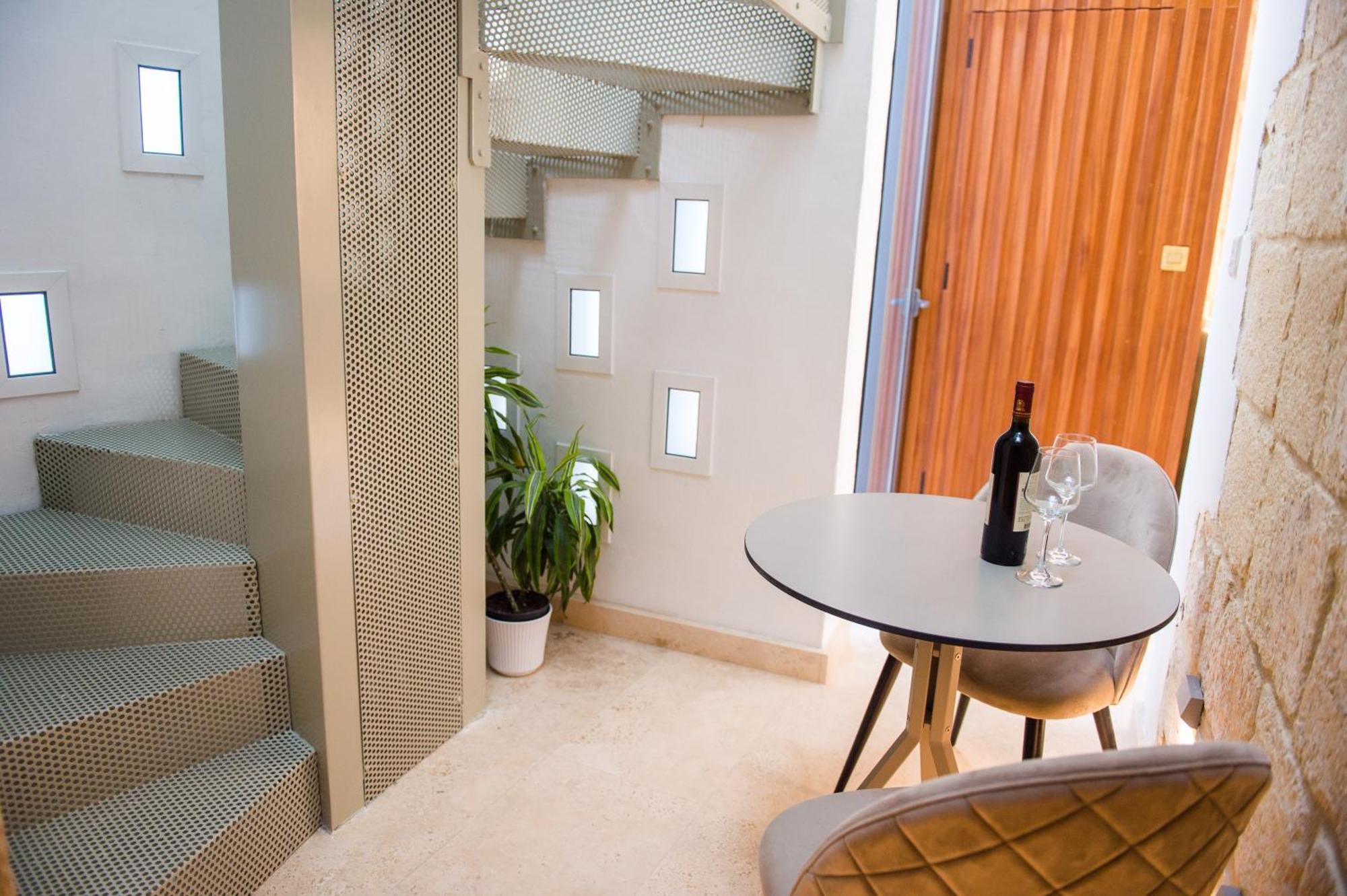 San Anton Suites Attard Exterior photo