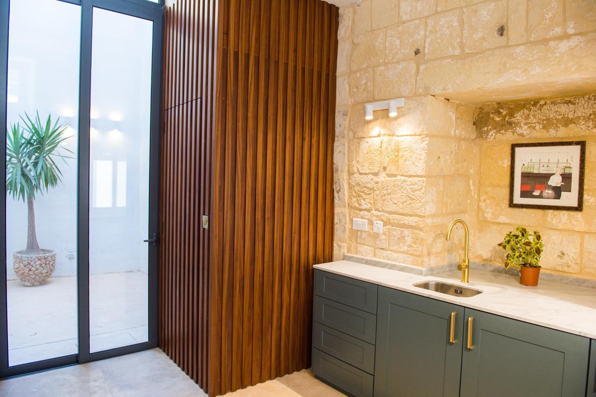 San Anton Suites Attard Exterior photo